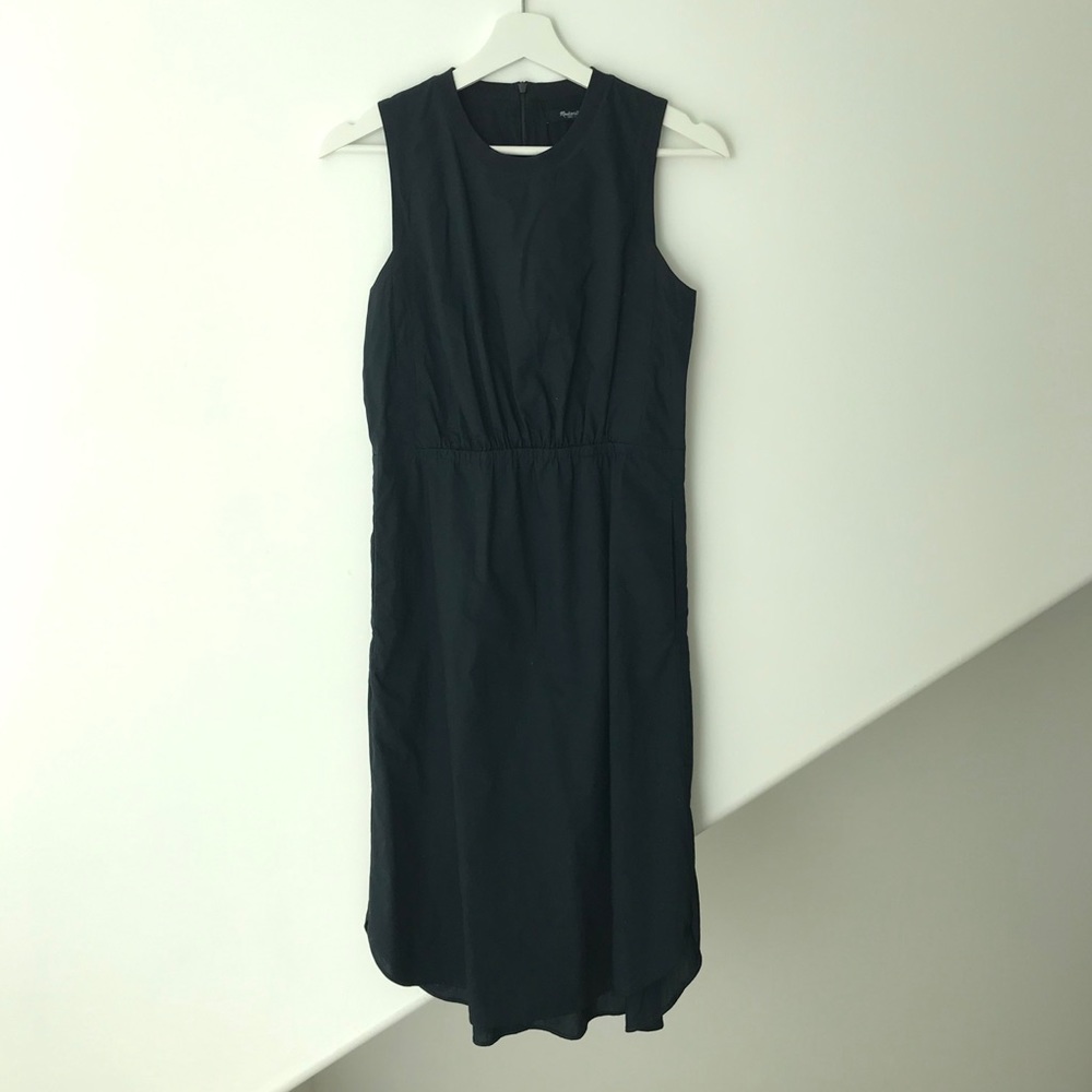 Madewell Sleeveless Midi Dress in Navy
